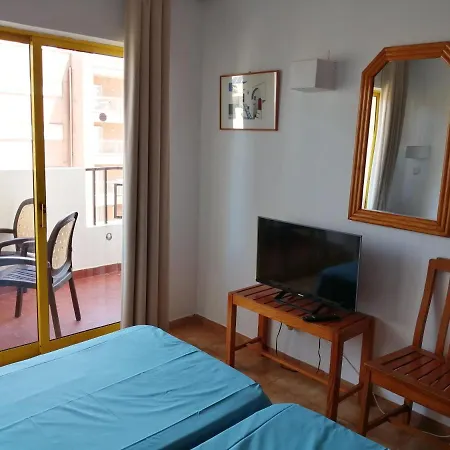 Cozy Apartment 5Min. Walking From Praia Da Rocha *